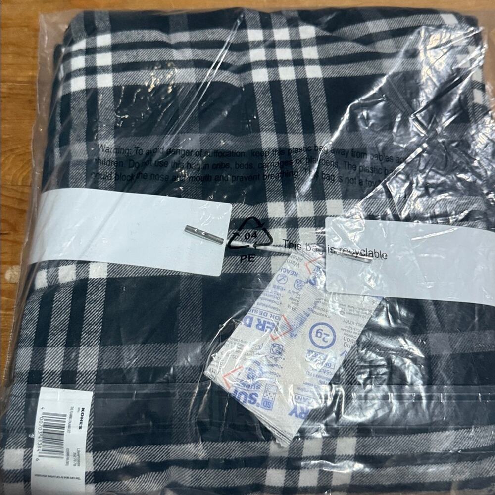 Sonoma Dark Plaid Flannel Pajama Set size XL - Picture 3 of 5